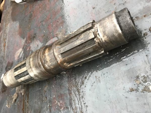 Вал ведущего колеса 25.03.00.001 на гусеничный кран ДЭК-251 — фото 2